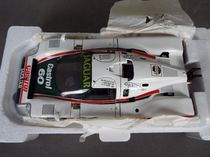 Exoto - Motorbox - Jaguar XJR9 1988 Daytona winner in 1:18 scale. - Image 2 of 5