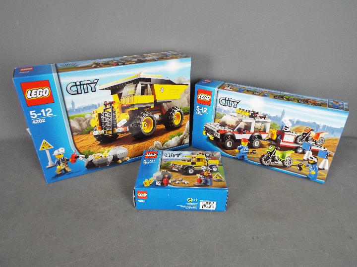 LEGO - Three boxed Lego City sets.