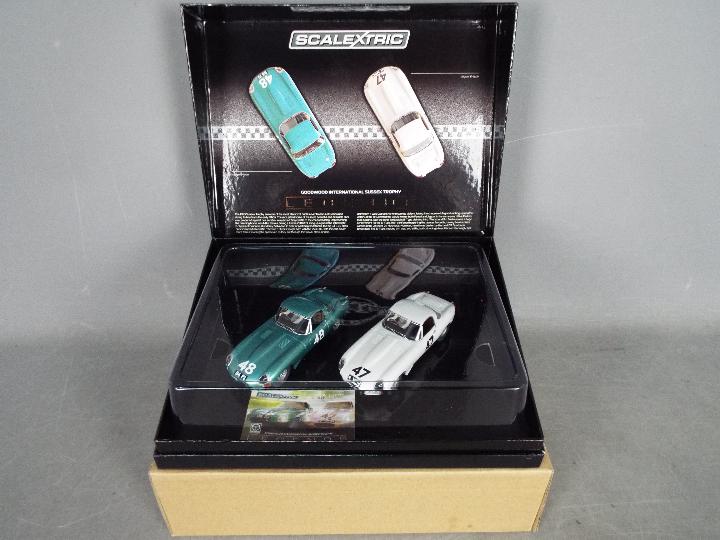 Scalextric - Jaguar E Type Goodwood International Sussex Trophy set with a pair of E Types in a