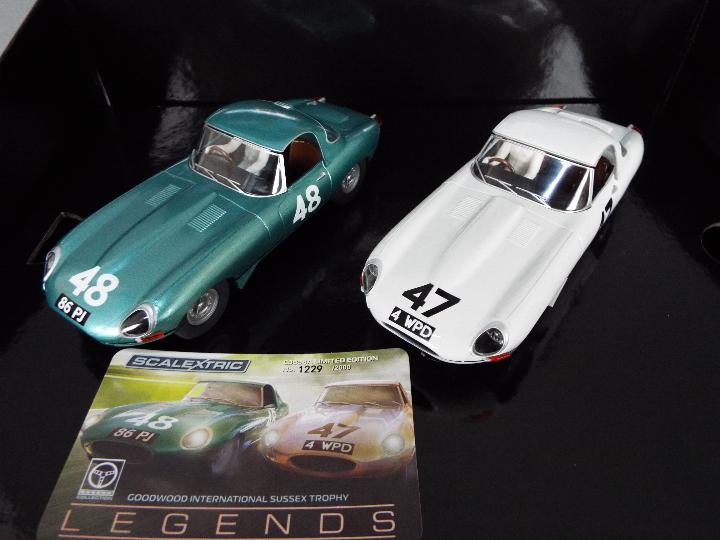 Scalextric - Jaguar E Type Goodwood International Sussex Trophy set with a pair of E Types in a - Image 3 of 4