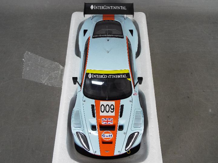 AUTOart - Aston Martin DBR9 model in 1:18 scale, - Image 3 of 6