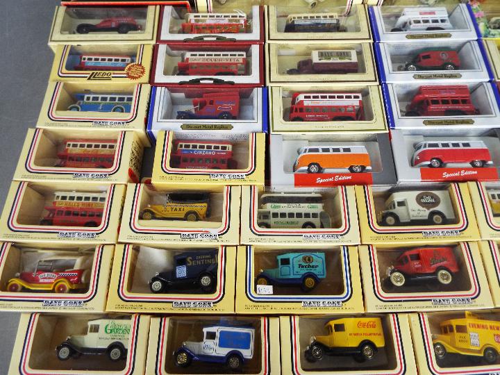 Lledo, Oxford Diecast, Other - A group of over 40 boxed diecast model vehicles. - Image 4 of 4