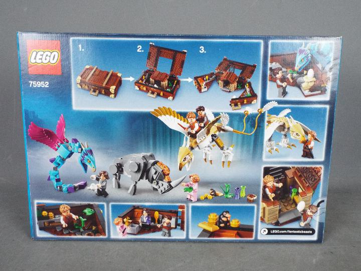 LEGO - A boxed Lego set #79952 'Fantastic Beasts Newt's Case of Magical Creatures'. - Image 2 of 2