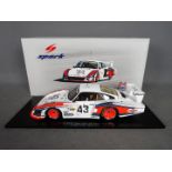 Spark - Porsche 935/78 Le Mans # 18S030 in 1:18 scale The car appears Mint but there is an aerial
