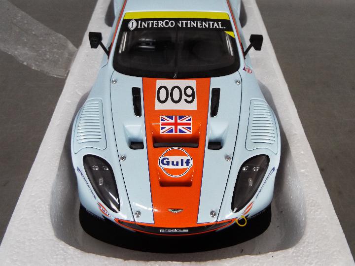 AUTOart - Aston Martin DBR9 model in 1:18 scale, - Image 4 of 6