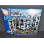 LEGO - A boxed Lego City set #7498 'Police Station'.