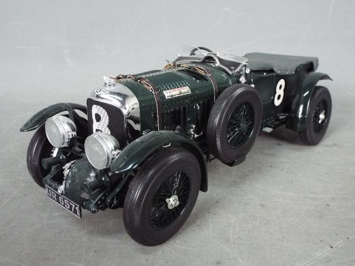Minichamps - 1930 Bentley 'Blower' 4.5 litre Le Mans in 1:18 scale. - Image 2 of 6