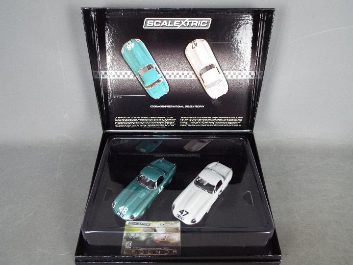 Scalextric - Jaguar E Type Goodwood International Sussex Trophy set with a pair of E Types in a - Image 2 of 4