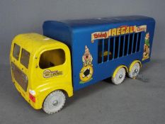 Triang - An unboxed Triang Regal 300 Series 6-Wheel Circus Van.