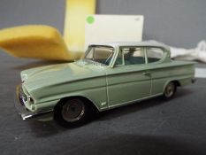 Minicar 43 , Pathfinder Models - A boxed 1:43 scale 1962 Ford Consul Classic.