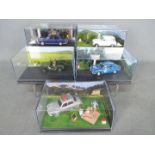 Altaya - 5 x 1:43 scale diorama cars including Renault 4L, Willys Jeep,