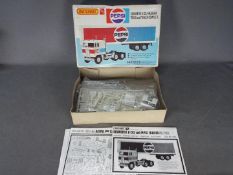 Matchbox, AMT - A boxed Matchbox AMT PK-7103 1:43 scale plastic model truck kit.