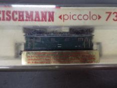 Fleischmann - A boxed Fleischmann #7369 N gauge electric locomotive 132 101-7 in DB green livery.