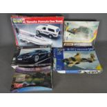 Revell, Matchbox, Other - Five boxed plastic model kits in a variety of scales.