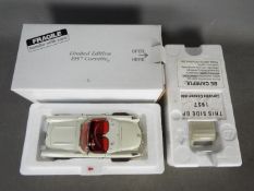 Danbury Mint - Limited edition 1957 Chevrolet Corvette in 1:24 scale.