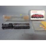 Fleischmann - A boxed Fleischmann #7230 N gauge diesel locomotive 212 181-2 in DB maroon livery;