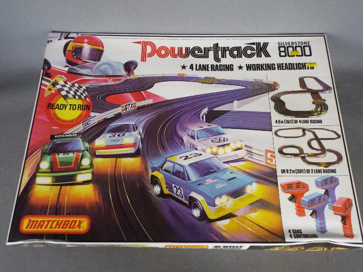 Matchbox - Unused Powertrack 4 Lane Racing Set with Working Lights # PT-8000. - Image 3 of 3