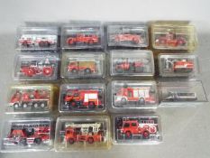 Del Prado - A collection of 14 boxed Del Prado diecast Fire Appliances witha boxed Corgi Original