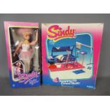 Sindy - boxed vintage Pedigree Sindy doll keeping fit fitness studio (incomplete) and boxed Ballet