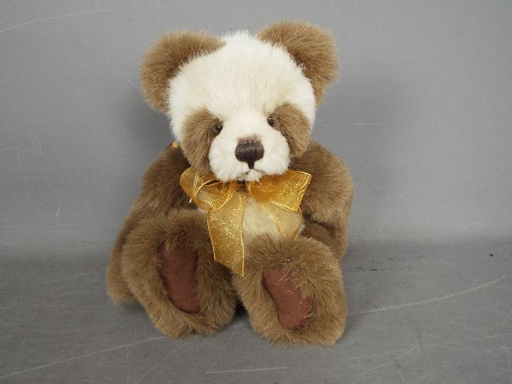 Charlie Bears - 2 x Bears Lily and Pepper Pot both by Isabelle Lee. #CB173700a # CB161698. - Image 4 of 4