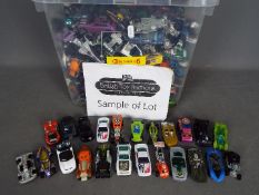 Hot Wheels - A large quantity of loose Hot Wheels vehicles including Corvette, Mustang,