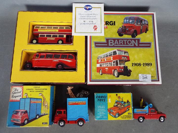 Corgi - Chipperfields - 3 x boxed models including # 487 Chipperfields Land Rover Parade car,
