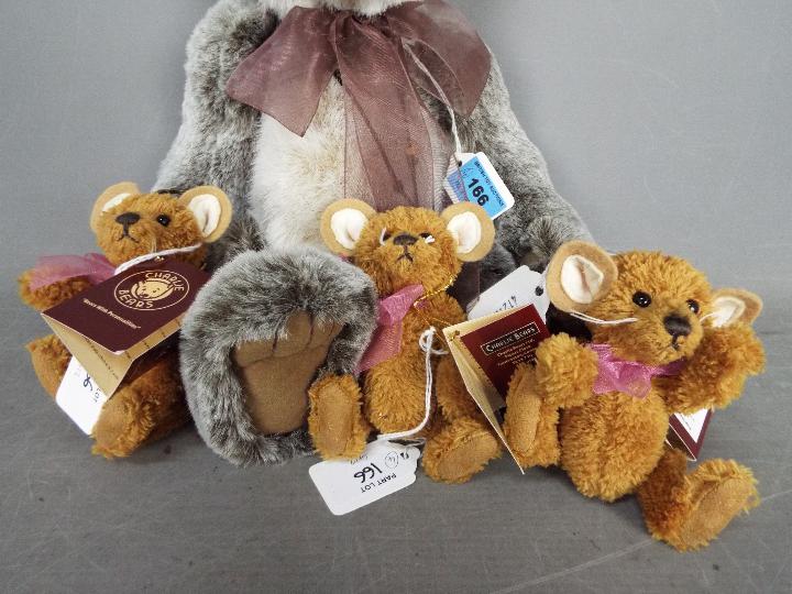 Charlie Bears - 4 x bears, Chrissie and 3 x Cheesecloth key ring bears by Isabelle Lee. - Image 3 of 3