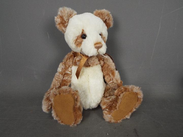 Charlie Bears - 3 x Bears, Dickory, Liddy and Andy. # CB165116, # CB161648A, # CB171777A. - Image 2 of 4