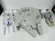 Hasbro - Lucasfilm - A fleet of Star Wars space craft including Millennium Falcon # 42371,