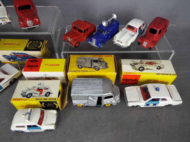 Dinky - A lot of 15 x vehicles in total and 3 x empty boxes. - Image 3 of 3