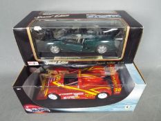 Hot Wheels - Maisto - 2 x cars in 1:18 scale, Hot Wheels Ferrari 333SP # 2111EA,