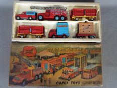 Corgi - Chipperfields - Git set number 23 Chipperfields Circus Models, set includes crane truck,