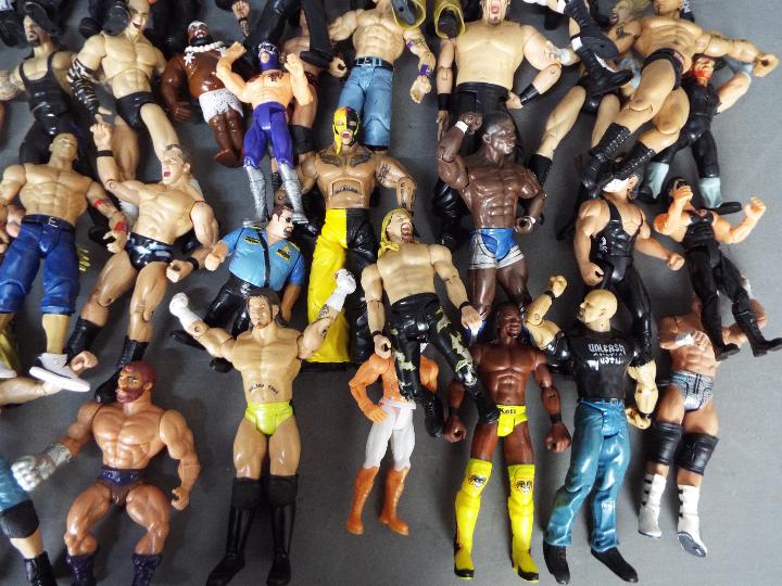 JAKKS Pacific, Mattel, WWE, WWF - In excess of 50 WWE Wrestling Figuresin various sizes. - Image 3 of 5