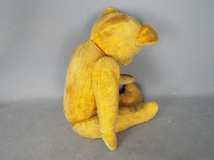 Unconfirmed Maker - A large vintage mohair teddy bear, similar to Chiltern Bears. - Image 5 of 6