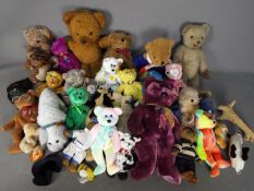Ty Beanies, Wendy Boston, Others - A collection of Ty Beanies and soft mainly modern toys.