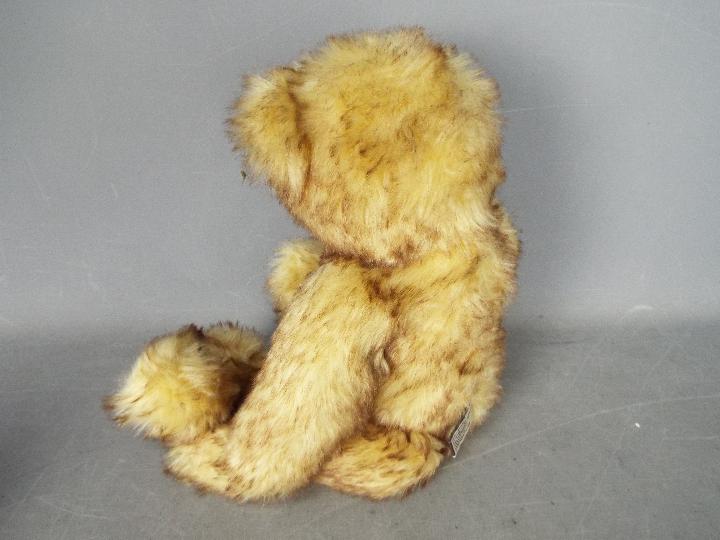 Charlie Bears - A Charlie Bears soft toy teddy bear 'Big Fred' CB173737 designed by Heather Lyall. - Image 5 of 5