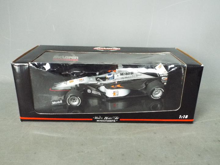 Minichamps - McLaren MP4/13 Mika Hakkinen F1 car in 1:18 scale # 981806.