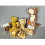 Merrythought, Big Softies - A family of five Merrrythought bears,