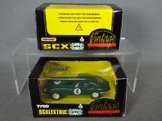 Tyco - Scalextric - Matchbox - SCX - Jaguar E-Type Vintage model in green # 8371,