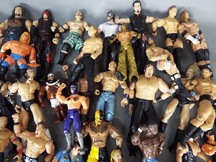 JAKKS Pacific, Mattel, WWE, WWF - In excess of 50 WWE Wrestling Figuresin various sizes. - Image 4 of 5