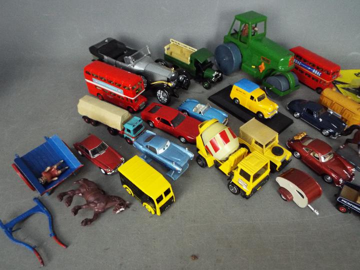 Franklin Mint - Tri-ang - Corgi - A collection of over 20 x unboxed vehicles in various scales - Image 2 of 3