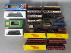 Tri-ang - Berliner Bahn - A collection of loose and boxed TT gauge locos and rolling stock