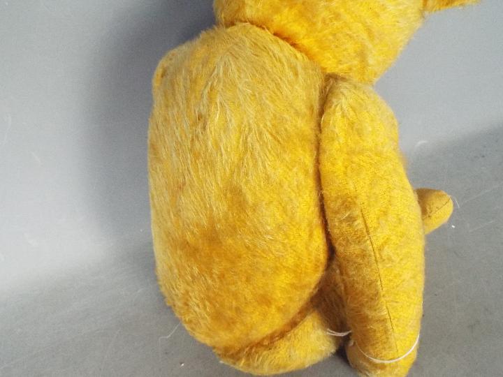 Unconfirmed Maker - A large vintage mohair teddy bear, similar to Chiltern Bears. - Image 6 of 6