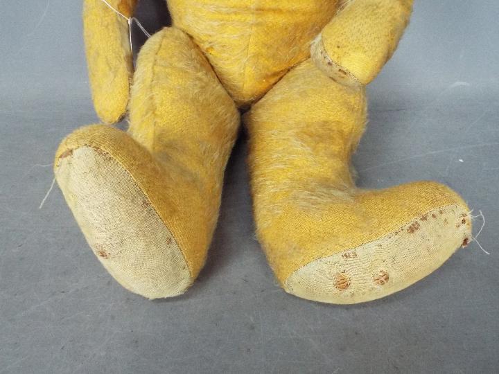 Unconfirmed Maker - A large vintage mohair teddy bear, similar to Chiltern Bears. - Image 3 of 6