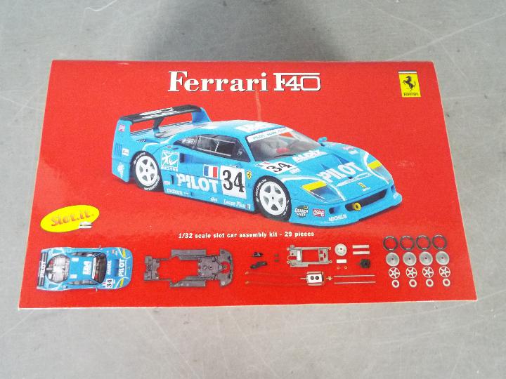 Slot-it - A Ferrari F40 self assembly model kit # KF02D. - Image 4 of 4