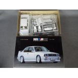 Fujimi - A boxed 1986 released Fujimi 1:24 scale #03455 'Inch Up Disk Series' BMW M325i plastic