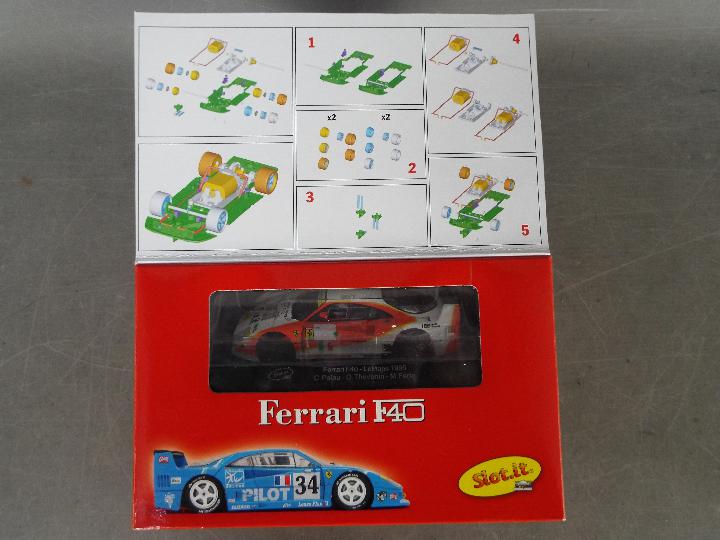 Slot-it - A Ferrari F40 self assembly model kit # KF02D.