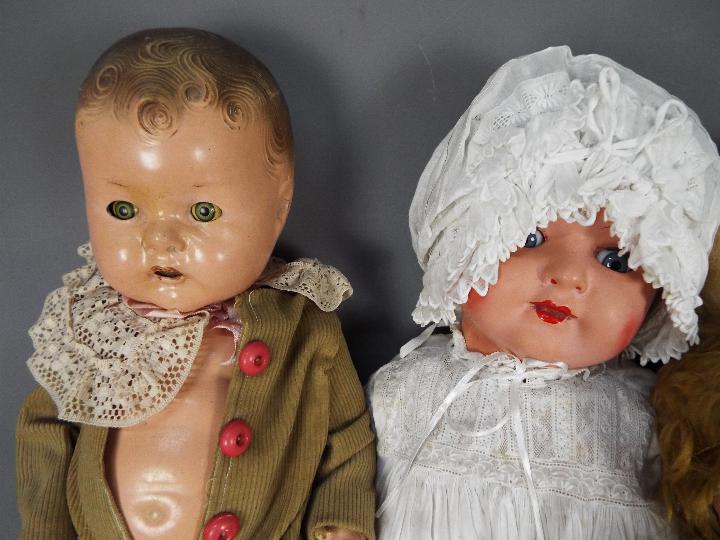 Armand Marseille, Reliable, Others - A group of vintage dolls made from various materials. - Image 4 of 4