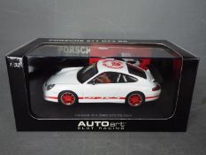 Autoart - NSCC - Limited edition Porsche 911 GT3 RS made for the National Scalextric Collectors