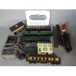 Hornby, Hornby Dublo, Triang, Other - A small collection of vintage unboxed OO gauge rolling stock,